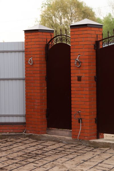 Brick Columns Installation Service